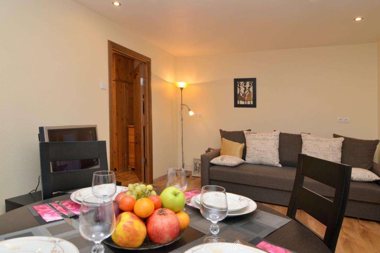 Tomsona Apartment Riga Center ภายนอก รูปภาพ